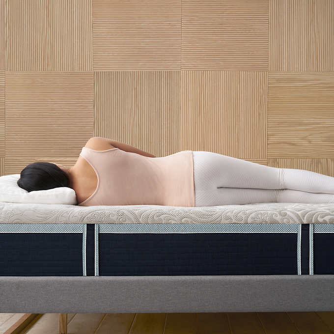 Novaform 14" Serafina Pearl Gel Memory Foam Mattress