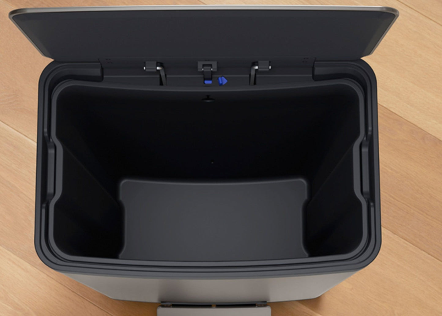 Kohler 47L Step Trash Bin