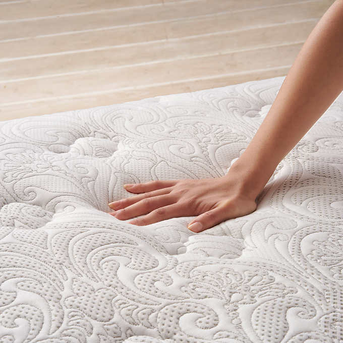 Novaform 14" Serafina Pearl Gel Memory Foam Mattress